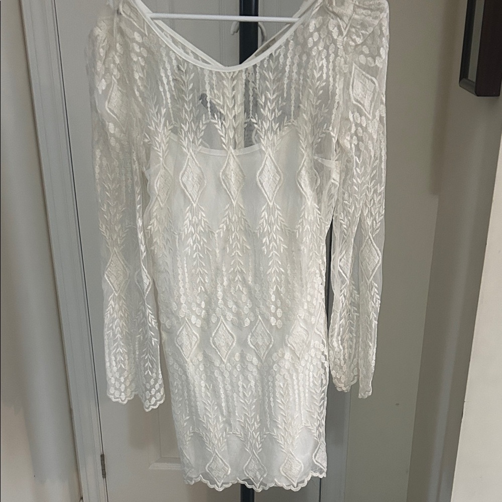 Ecote Ivory Patterned Long Sleeve Dress